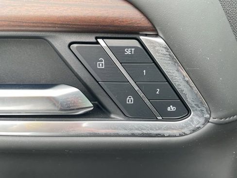 Used 2025 GMC Sierra 2500 Denali Ultimate w/ Max Trailering Package image 14