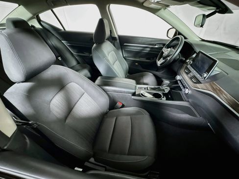 Used 2023 Nissan Altima 2.5 SV AWD/4WD image 26