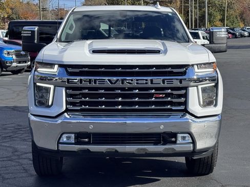 Used 2022 Chevrolet Silverado 2500 LTZ w/ LTZ Convenience Package image 18