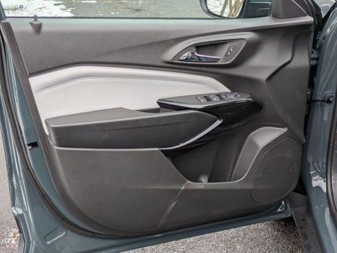 New 2026 Chevrolet Trax LT w/ Driver Confidence Package image 12