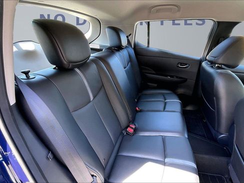 Used 2019 Nissan Leaf SL w/ SL Technology Package FWD image 25