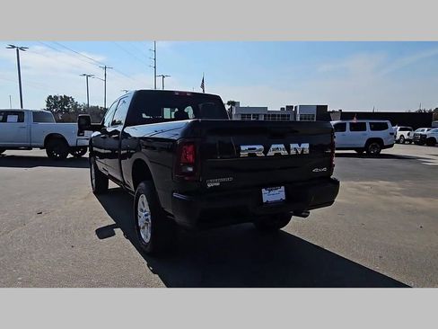 New 2026 RAM 2500 Big Horn AWD/4WD image 31