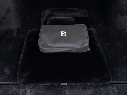 New 2026 Rolls-Royce Cullinan Black Badge image 53