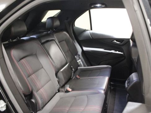 Used 2022 Chevrolet Equinox RS image 33