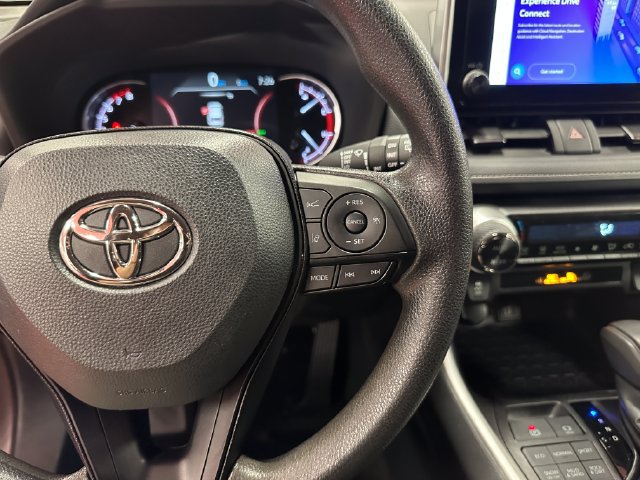 Certified 2025 Toyota RAV4 XLE AWD/4WD image 21