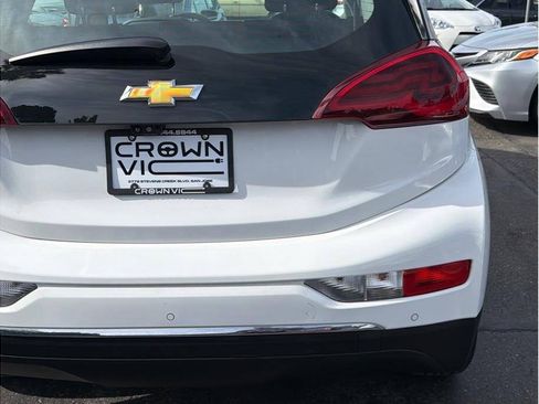 Used 2019 Chevrolet Bolt Premier w/ Infotainment Package FWD image 25