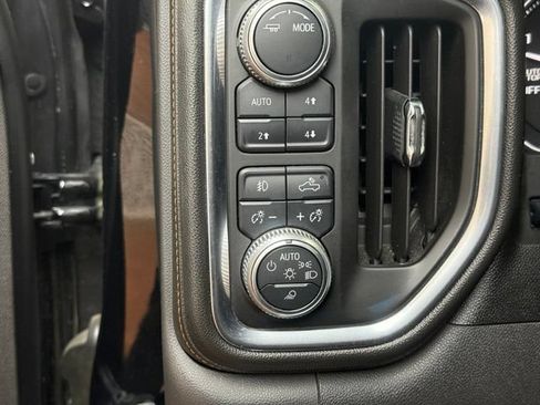 Used 2020 GMC Sierra 1500 AT4 w/ AT4 Premium Package AWD/4WD image 21