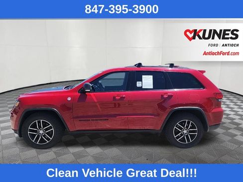 Used 2018 Jeep Grand Cherokee Trailhawk AWD/4WD image 4