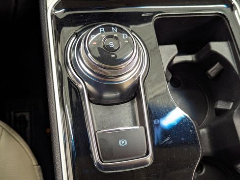 Used 2020 Ford Edge SEL w/ Convenience Package image 13