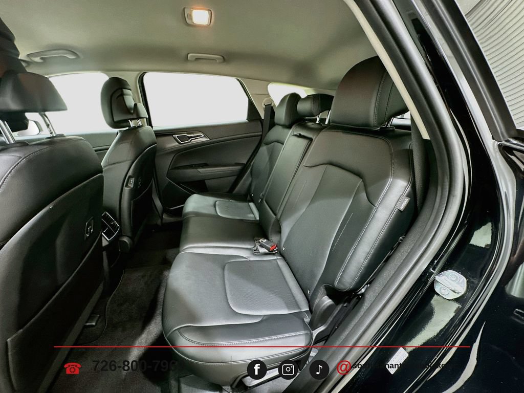 Used 2025 Kia Sportage EX FWD image 25