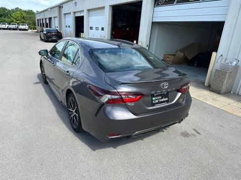 Used 2023 Toyota Camry SE FWD image 19