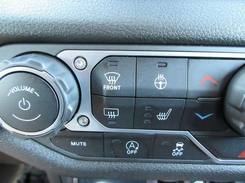 Used 2024 Jeep Wrangler Unlimited Sport AWD/4WD image 34
