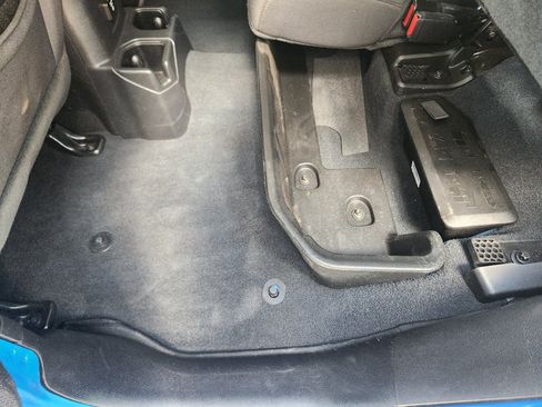Used 2022 Jeep Gladiator Sport AWD/4WD image 27