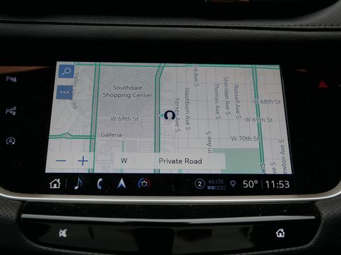 Used 2025 Cadillac XT5 Premium Luxury w/ Technology Package image 17