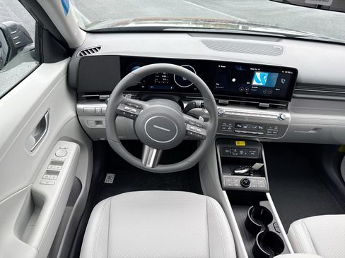 Used 2026 Hyundai Kona Limited AWD/4WD image 17