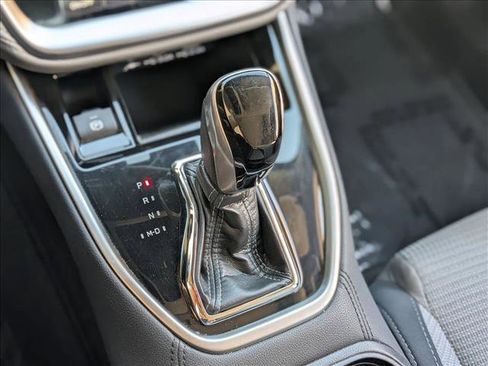 Used 2025 Subaru Outback Premium image 12