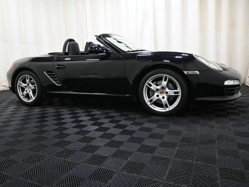 Used 2010 Porsche Boxster RWD image 15