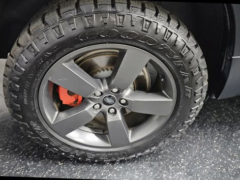 Used 2023 Land Rover Defender 110 X AWD/4WD image 9