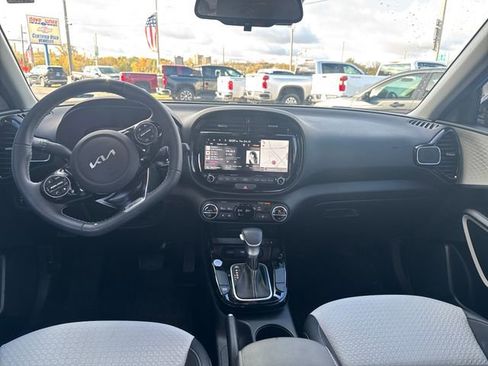 Used 2024 Kia Soul GT-Line image 23