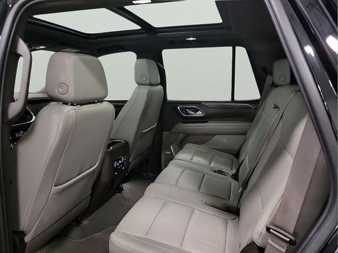 Used 2022 Chevrolet Tahoe Z71 AWD/4WD image 8
