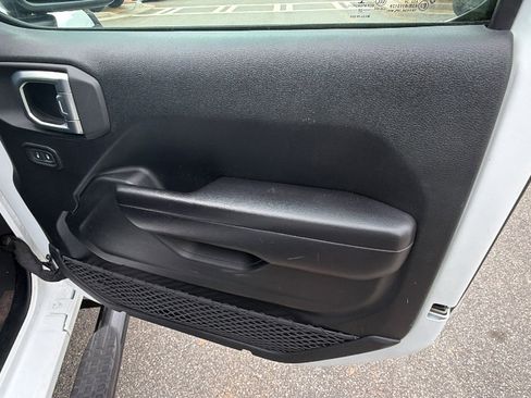 Used 2020 Jeep Wrangler Sport AWD/4WD image 19