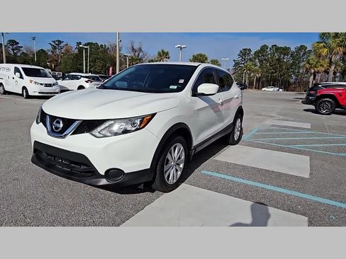 Used 2018 Nissan Rogue Sport S w/ S Appearance Package image 22