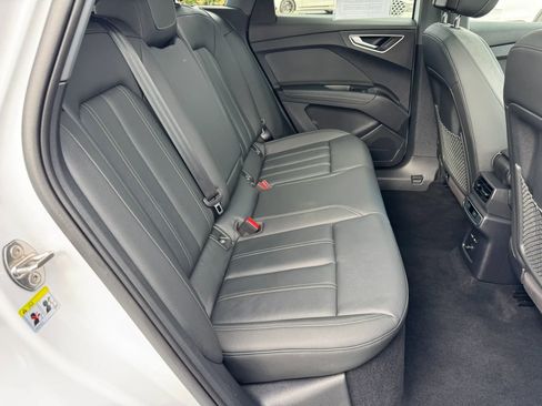 Used 2024 Audi Q4 e-tron Premium w/ Convenience Package image 26