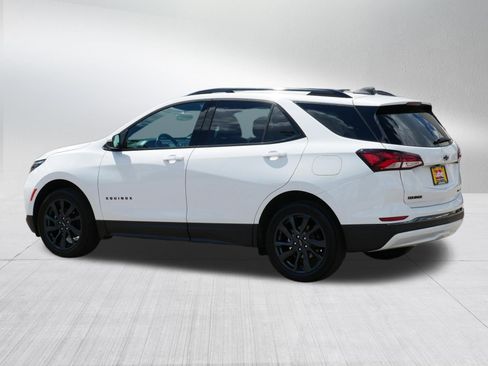 Used 2022 Chevrolet Equinox RS w/ Infotainment Package AWD/4WD image 5