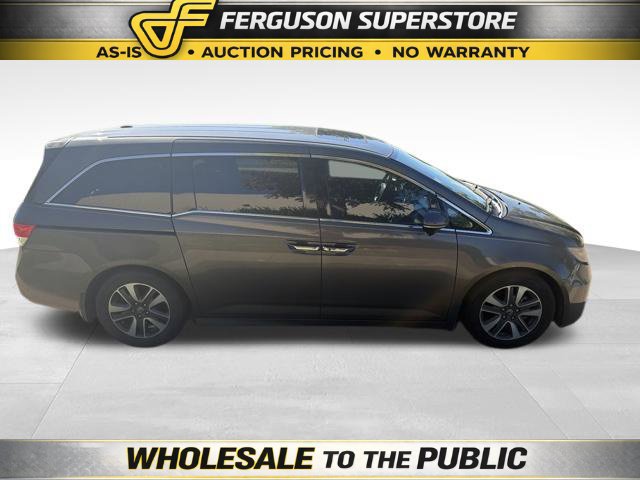 Used 2016 Honda Odyssey Touring image 2