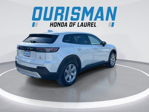 Used 2024 Honda Prologue EX image 8