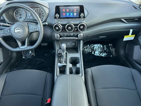 Used 2025 Nissan Sentra S image 10