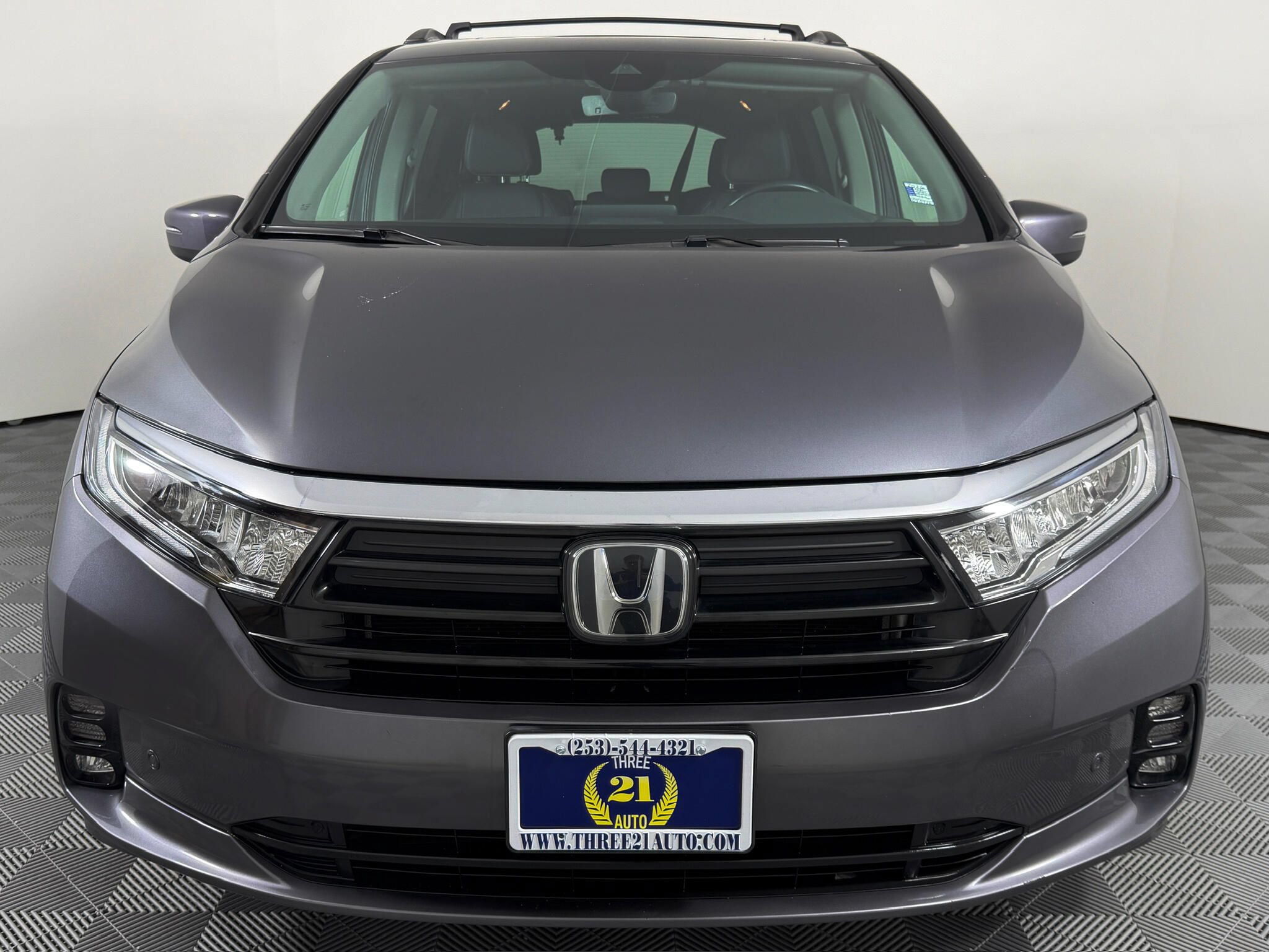 Used 2021 Honda Odyssey Touring image 3