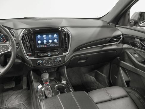 Used 2023 Chevrolet Traverse RS w/ LPO, Floor Liner Package AWD/4WD image 32