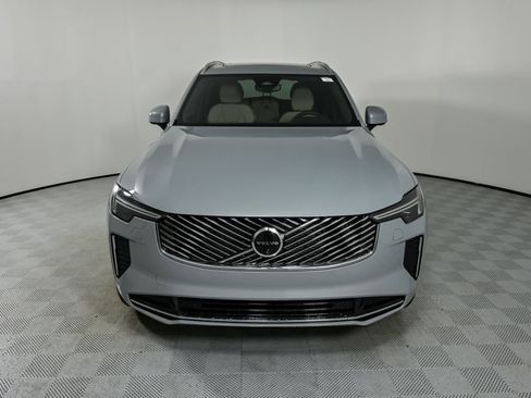 New 2026 Volvo XC90 B6 Plus w/ Protection Package Premier image 36