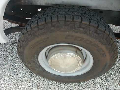 Used 2003 Ford E-250 and Econoline 250 Extended RWD image 34