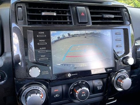 Used 2020 Toyota 4Runner TRD Off-Road Premium w/ Moonroof Package AWD/4WD image 11
