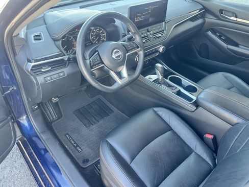 Certified 2024 Nissan Altima 2.5 SR w/ SR Premium Package image 12
