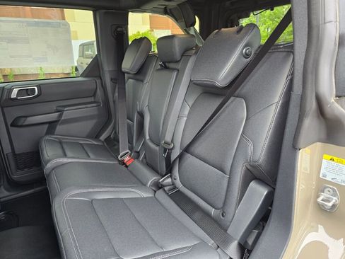 New 2026 Ford Bronco Big Bend w/ Black Diamond Package AWD/4WD image 16