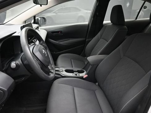 Used 2026 Toyota Corolla LE w/ LE Premium Package AWD/4WD image 15