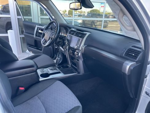 Used 2021 Toyota 4Runner SR5 RWD image 31