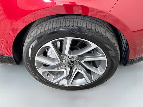 Used 2022 Land Rover Range Rover Sport HSE Silver Edition image 32