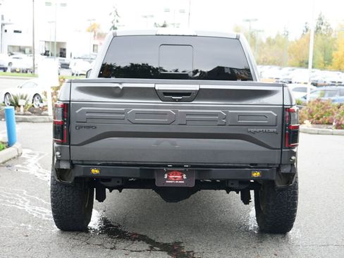 Used 2018 Ford F150 Raptor w/ Equipment Group 802A Luxury image 4