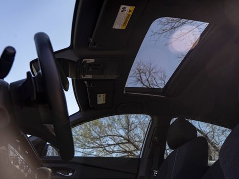 Used 2024 Honda Accord Sport image 35