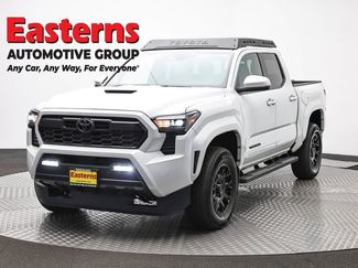 Used 2024 Toyota Tacoma TRD Sport w/ TRD Sport Upgrade Package AWD/4WD video 1
