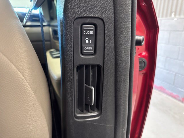 Used 2022 Honda Odyssey EX-L image 18