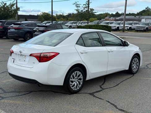 Used 2017 Toyota Corolla LE w/ Carpet Mat Package (TMS) FWD image 6
