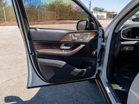 Used 2020 Mercedes-Benz GLE 350 image 10