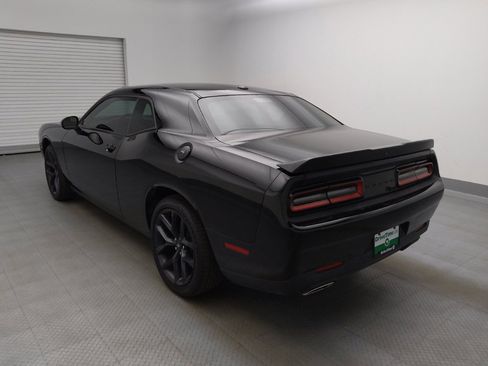 Used 2020 Dodge Challenger SXT w/ Blacktop Package RWD image 5