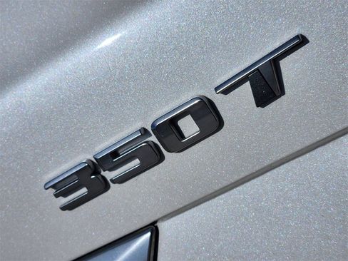 Used 2023 Cadillac XT5 Luxury w/ LPO, Floor Liner Package image 10