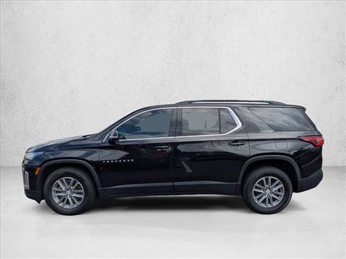 Used 2023 Chevrolet Traverse LT AWD/4WD image 9